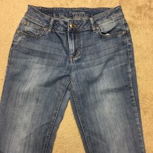 Maurice’s Women’s Straight Jeans